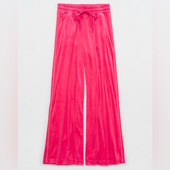 Aerie bright lights velour set - Picture 4 of 16